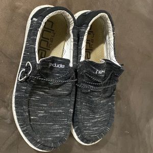 Hey Dudes! Lightly worn! Great condition.